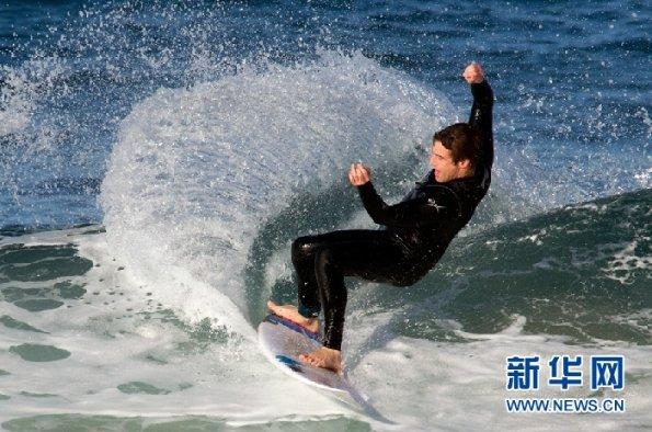 辽宁vs山东，莫兰德险些受伤，韩德君弗格23分，丁伟战术被限制